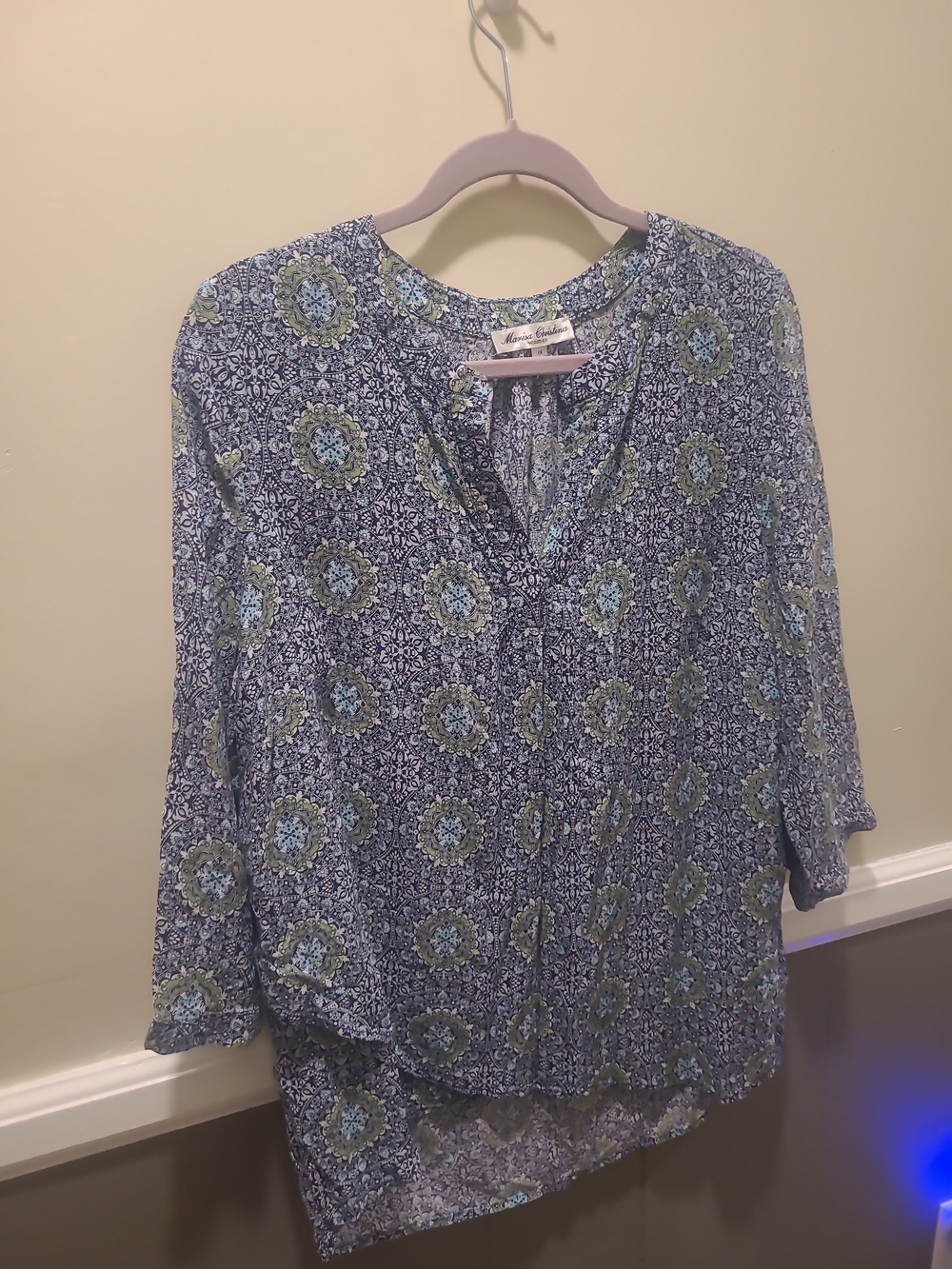 Marisa Christina Woman Blouse Size 1X V-Neck 3/4 Sleeves Rayon Blue Tapestry Des